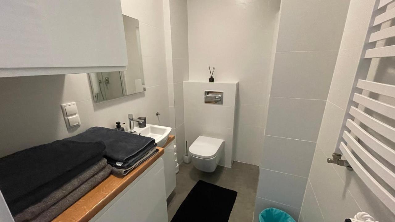 Nad Jeziorem , Zefir Apartment